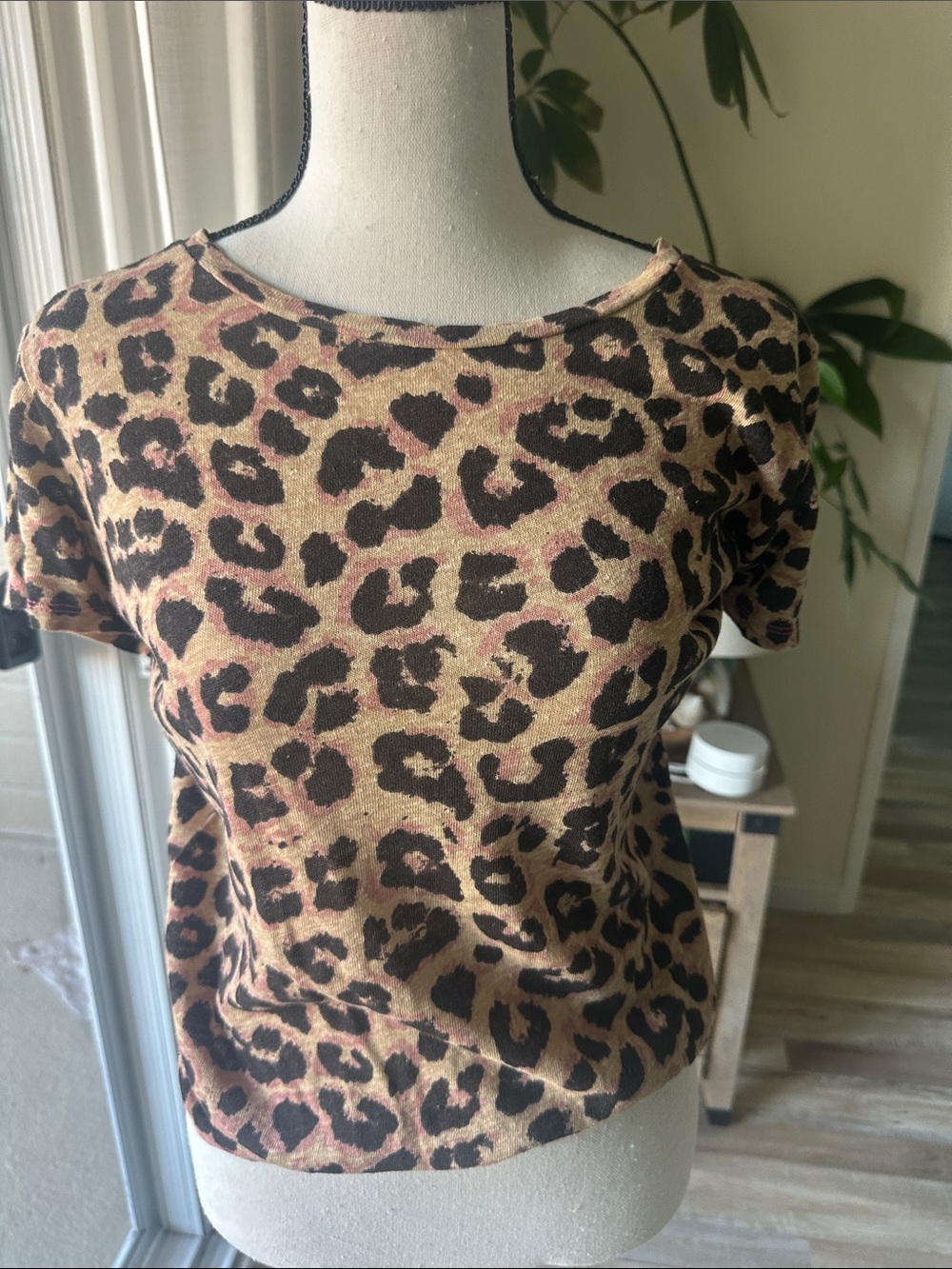 Leopard Print Crewneck Short Sleeve Top - Tan/Black